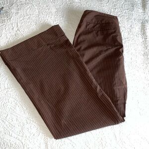 Worthington Women’s Size 6 Brown Pinstripe Wide Leg Cuffed Dressy